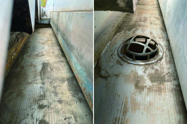 泥を除去後の雨樋